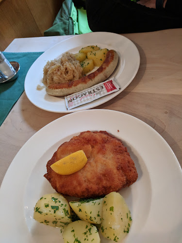 Opinii despre Huberbräu-Stüberl în Kitzbühel - Gastronomie und Hotellerie