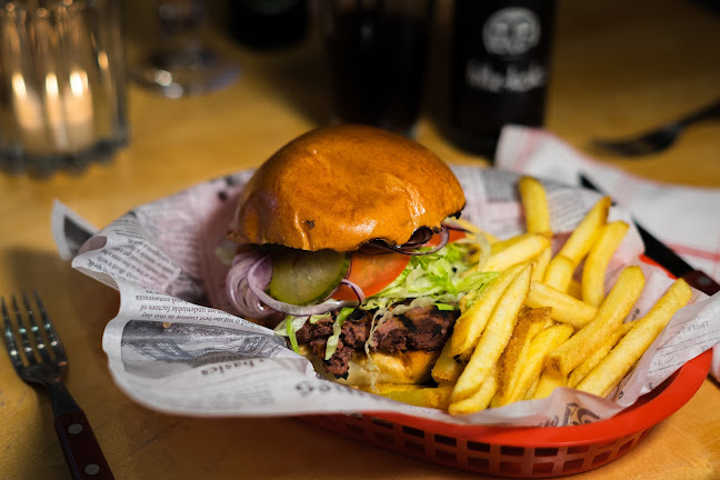 Opinii despre Zielhaus Red Bull Kitzbühel în Kitzbühel - Gastronomie und Hotellerie