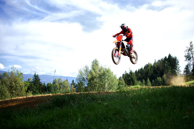 Opinii despre MCE-Graf Jausenstation Eckveidl în St. Andrä - Gastronomie und Hotellerie