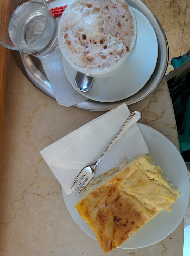 Bäckerei-Café Resch&Frisch Salzburg Residenz - Salzburg