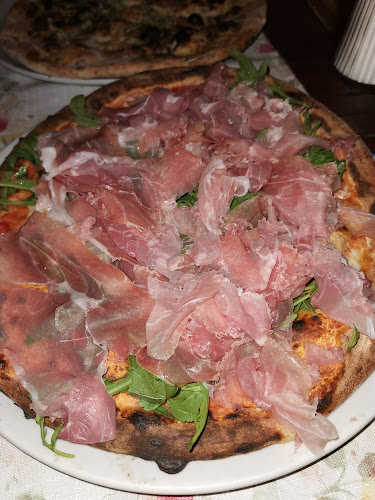 Opinii despre Al Caminetto Restaurant - Pizzeria, Wien în Wien - Gastronomie und Hotellerie