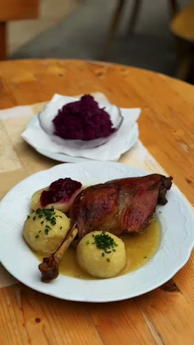 Opinii despre Heurigen Kernbichler în Baden - Gastronomie und Hotellerie