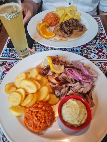 AKROPOLIS - Innsbruck