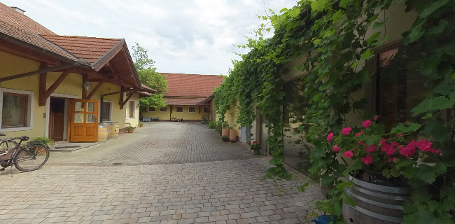 Weingut Heinrich Hartl