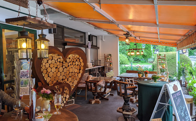 Tina's Geschenkestube - Gastronomie und Hotellerie