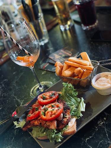 Buffalo Regau Cafe-Bar-Restaurant - Gastronomie und Hotellerie