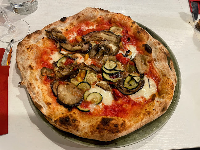 Pizzeria A CASA - Gastronomie und Hotellerie