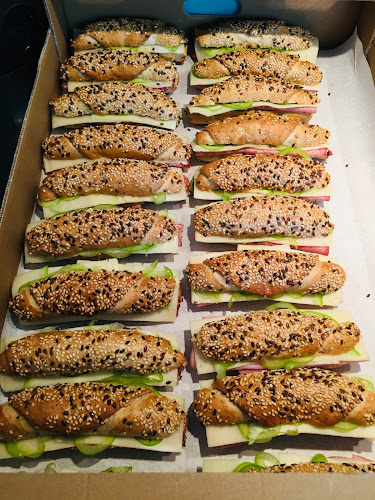 Opinii despre Bäckerei und Snackbar Lehr GmbH în Kirchberg an der Raab - Gastronomie und Hotellerie