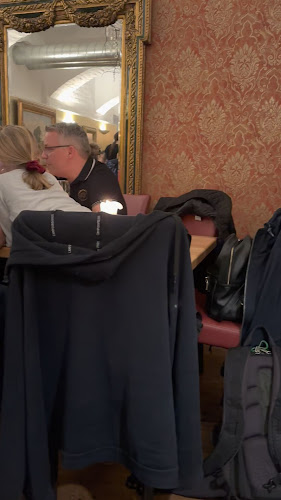 Comentarii opinii despre SIXTA