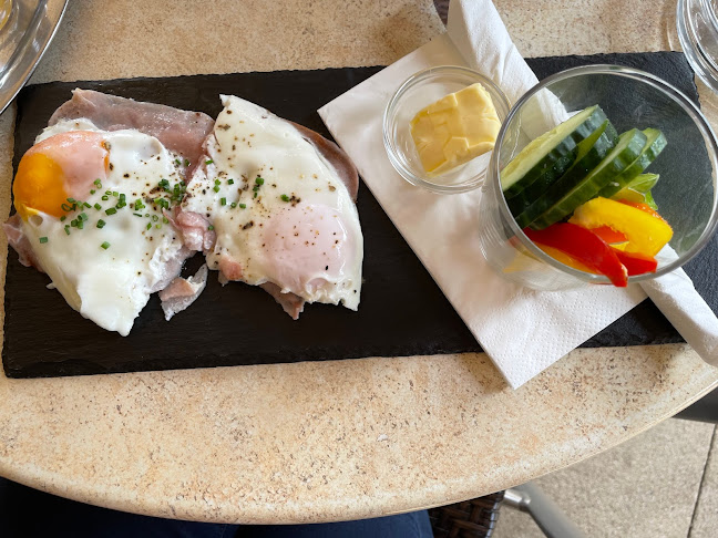 Opinii despre Café Konditorei Melanie în Salzburg - Gastronomie und Hotellerie