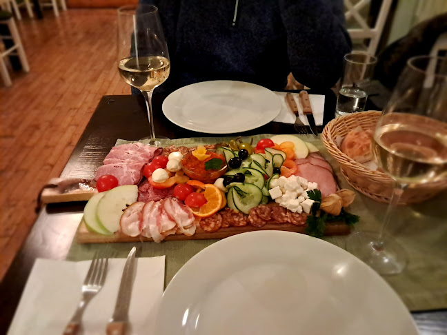Wiener Grill Haus - Gastronomie und Hotellerie