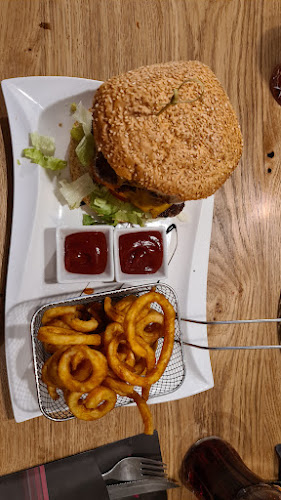 Rochuspl. 5, 8230 Hartberg