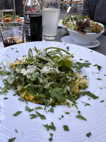 Comentarii opinii despre PODIUM