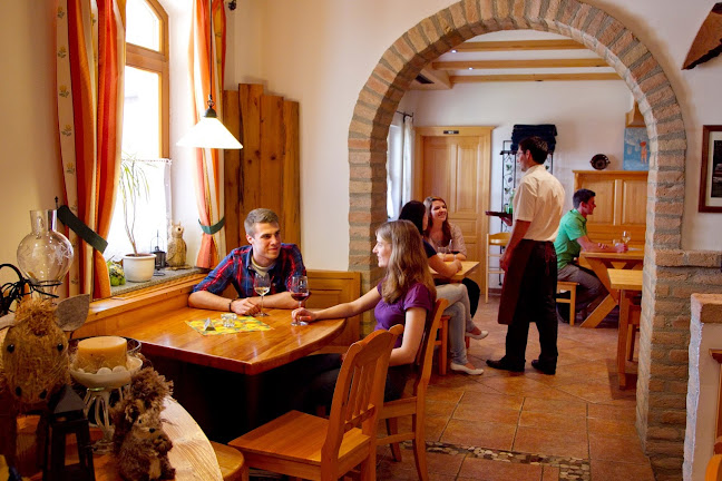 Comentarii opinii despre Weingut Hirschbüchler - Heuriger Gästezimmer