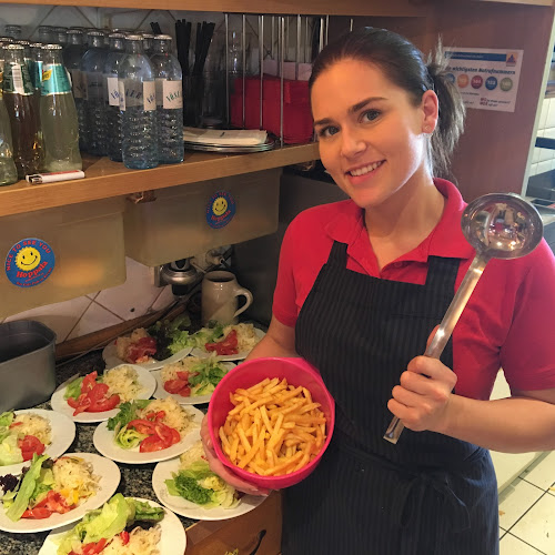 Opinii despre Cafe-Pub Hoppala în Krems an der Donau - Gastronomie und Hotellerie