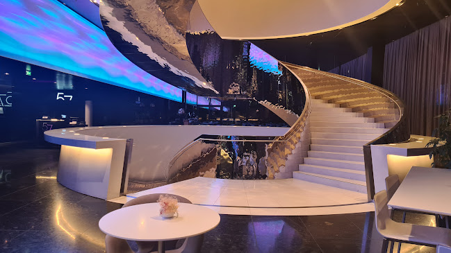 DC Tower 1, Donau-City-Straße 7, 1220 Wien