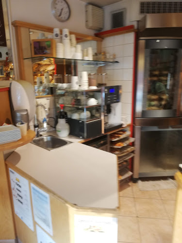 Opinii despre Bio-Vollwertbäckerei Gradwohl în Weppersdorf - Gastronomie und Hotellerie