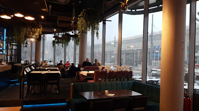 Comentarii opinii despre Türkis Restaurant Donau Zentrum