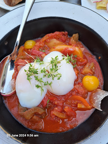 Comentarii opinii despre Poldi Fitzka