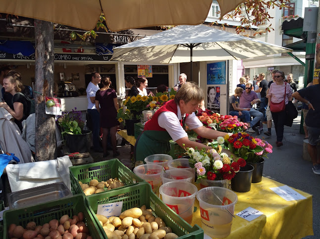 Comentarii opinii despre Bauernmarkt Kaiser-Josef-Platz