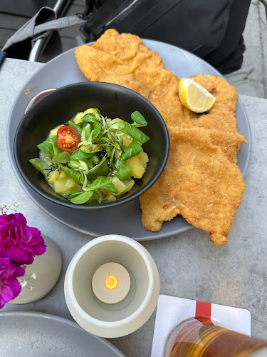 Comentarii opinii despre SIXTA