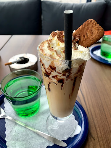 Hendricks - Café und Sportsbar im Bahnhof Praterstern Wien - Gastronomie und Hotellerie