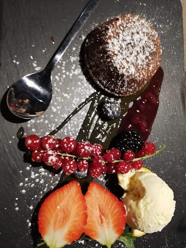 Opinii despre Das Monaco's - Genussrestaurant Pizzeria în Innsbruck - Gastronomie und Hotellerie