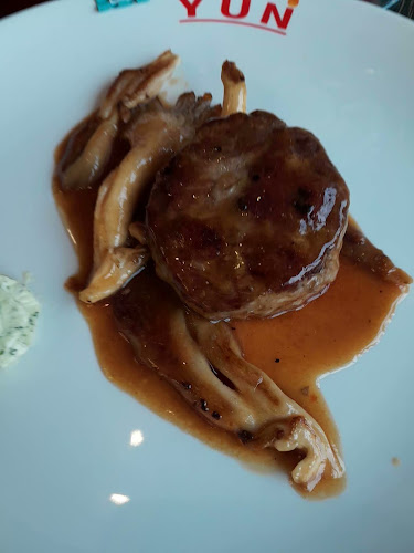 Opinii despre Amiya Wok & More Wels în Wels - Gastronomie und Hotellerie