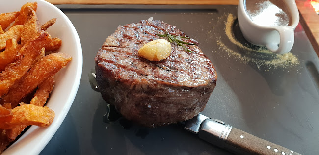 Opinii despre Calouba în Thalgau - Gastronomie und Hotellerie