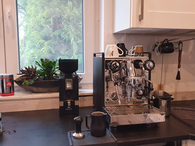 Comentarii opinii despre Der kleine Italiener Kaffee & Espressomaschinen