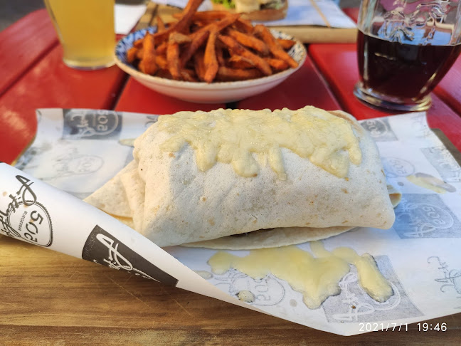 Fifty Fifty Burger Bar