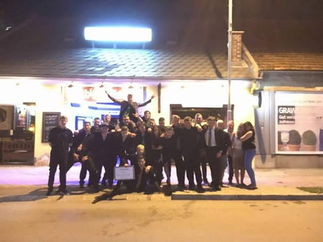 Comentarii opinii despre Schluckspecht - Bier & Weinstube