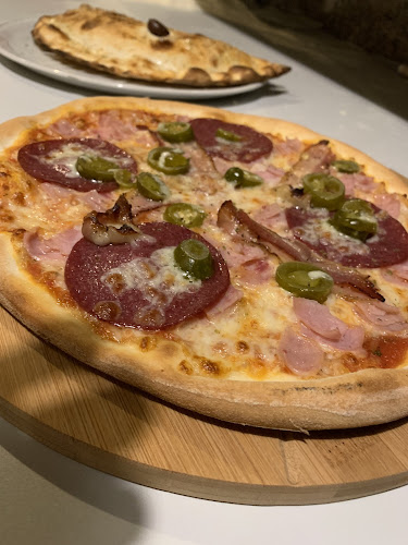 Comentarii opinii despre La Taverna