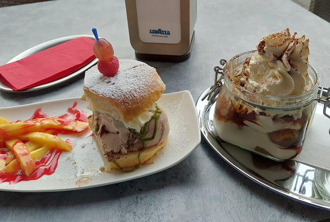 Opinii despre Eisdiele by Rino Wolkersdorf în Wolkersdorf im Weinviertel - Gastronomie und Hotellerie