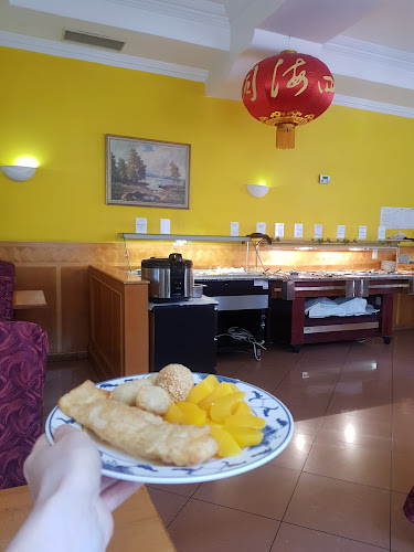 Opinii despre Restaurant LILI în Wien - Gastronomie und Hotellerie