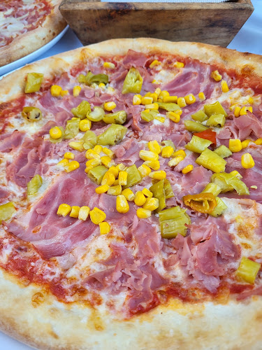 Pizzeria Halil - Gastronomie und Hotellerie