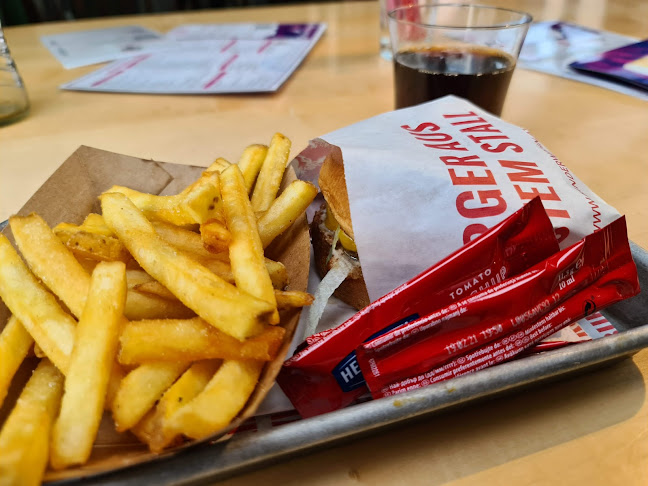 Opinii despre Paradice Board Game Bar în Wien - Gastronomie und Hotellerie