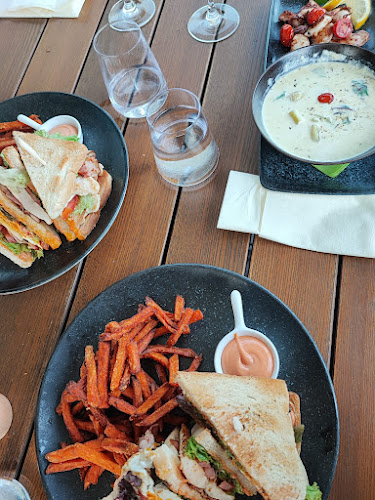 Opinii despre Das Franz - das Restaurant am Golfclub Graz Andritz St. Gotthard în Graz - Gastronomie und Hotellerie