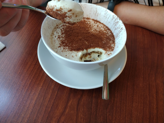 Velani - Gastronomie und Hotellerie