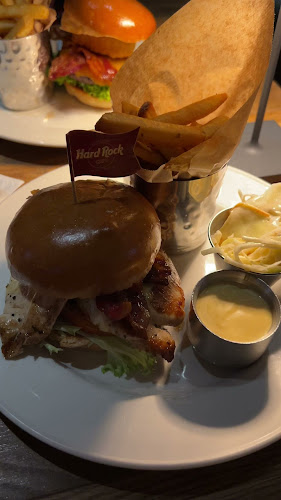 Hard Rock Cafe - Gastronomie und Hotellerie
