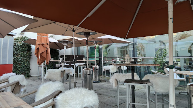 Comentarii opinii despre Gugg-Lounge