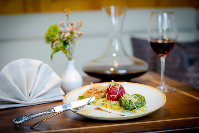 Opinii despre Das Landegger în Landeck - Gastronomie und Hotellerie