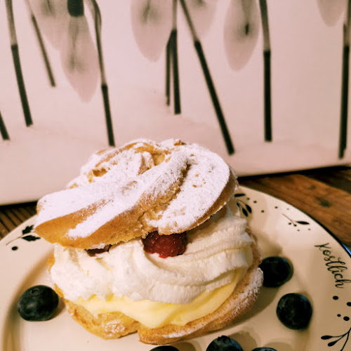 Comentarii opinii despre Bäckerei Auinger