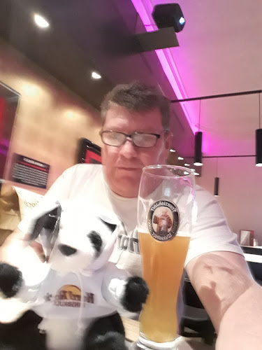 Hard Rock Cafe - Gastronomie und Hotellerie