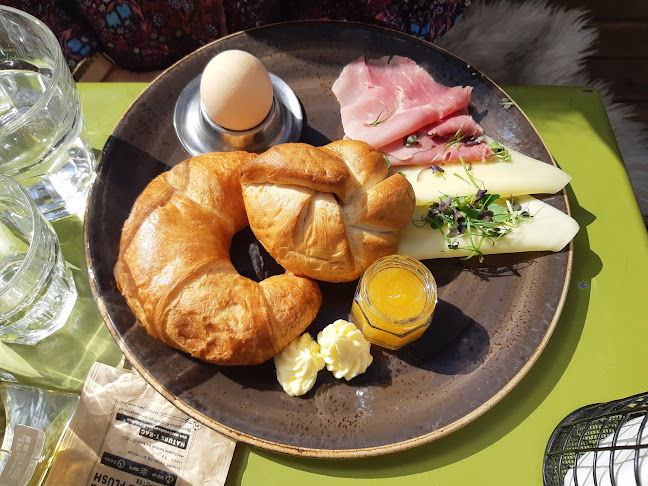 WIRR Bar & Restaurant - Gastronomie und Hotellerie