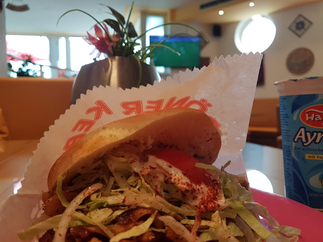 Comentarii opinii despre König Kebap Pizza Haus Hallein