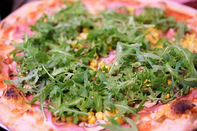 Solar-Cafe Pizzeria Figaro