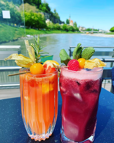 Amadeus Salzach-Insel-Bar