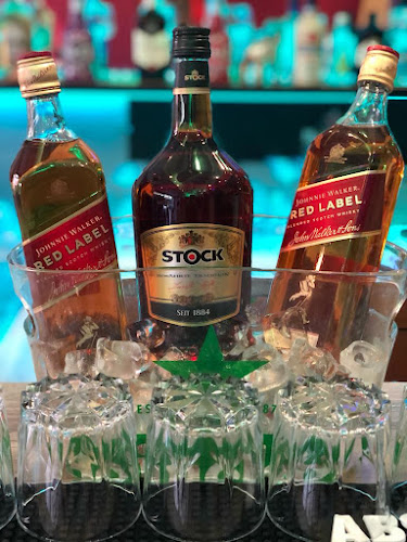 M2 Caffe & Bar - Gastronomie und Hotellerie