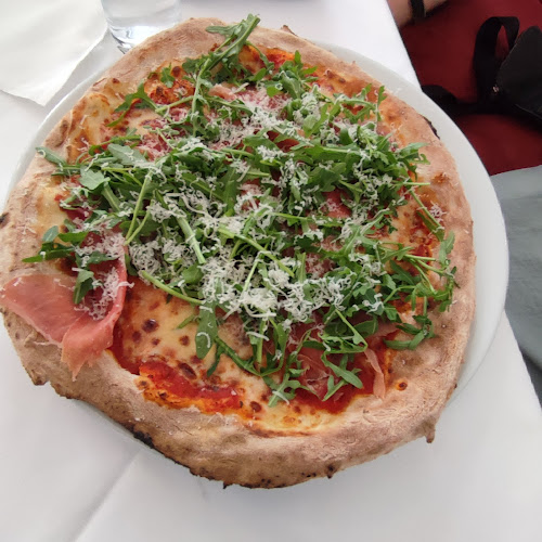 Opinii despre Pizzeria Da Luigi în Wien - Gastronomie und Hotellerie